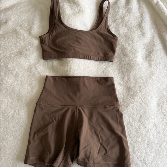 Aritzia Pants - Aritzia Golden Biker Shorts Set